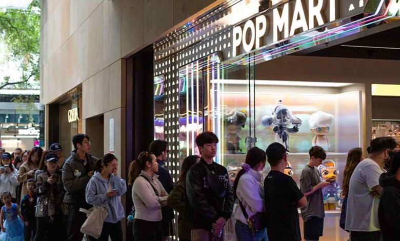 Pop Mart's 旗下的Labubu 如何風靡社群,讓全球父母陷入搶購大作戰?
